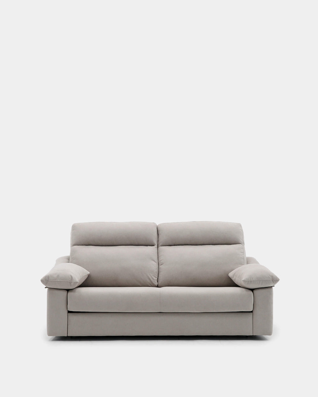 Sofá-cama de 3 lugares bege, resistente a manchas, para uma sala de estar moderna.