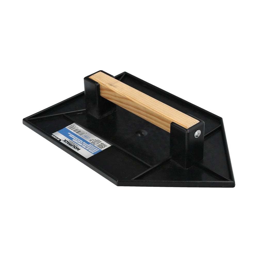 Plastic darby float, pointed, with wooden handle, 27x18 cm, black with cavities.