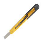 Professional cutter 9 mm carbon steel blade with retaining clip. Craft cutters, work cutters,