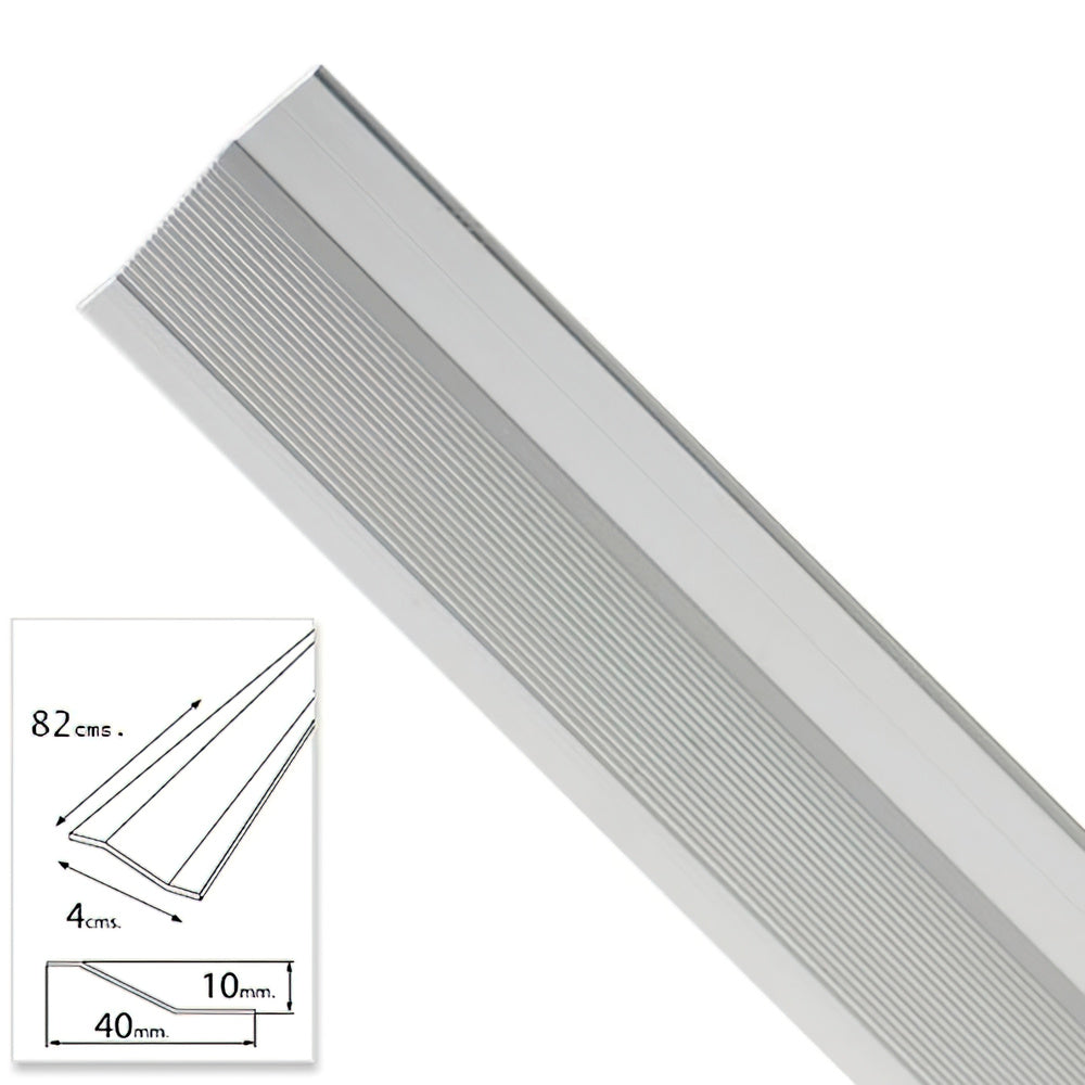 Tapajuntas adhesivo para cerámica metal plata   82,0 cm