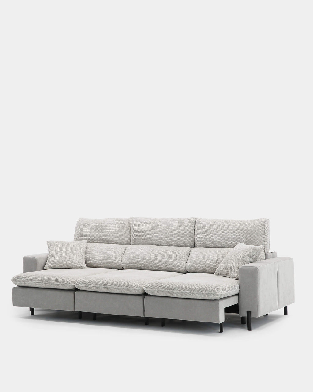 Sofá de tres plazas gris bicolor con texturas suaves