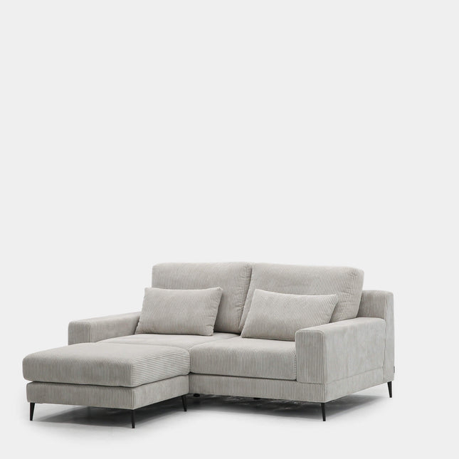 Sofá 3 plazas | beige antimanchas con puf incluido