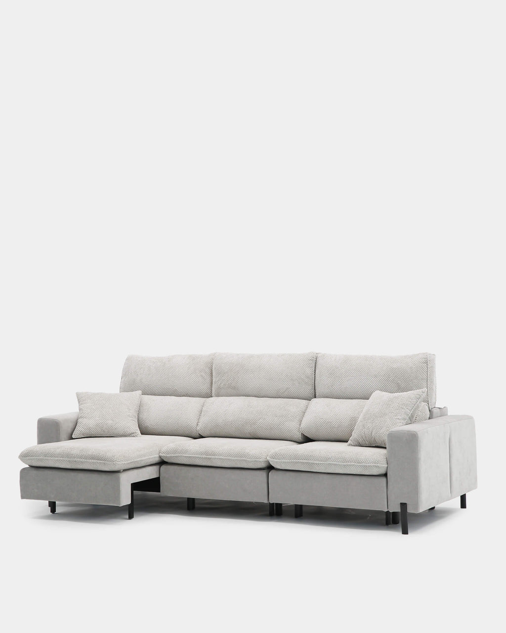 Sofá de tres plazas gris bicolor con texturas suaves