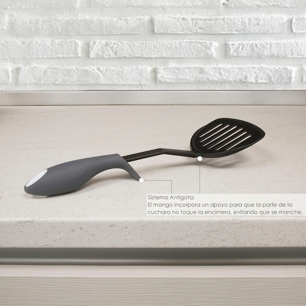 Nylon kitchen scraper spatula with anti-drip rubberized handle 34.5 x 11 cm