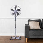 Ventilador pie ø 40 x 135 cm 45 w. Oscilación automática, altura regulable, cabezal inclinable, base estable 60x60 cm