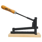 Handmade almond-cracking machine