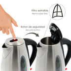 Hervidor de agua 1,7 litros. 2200 w.