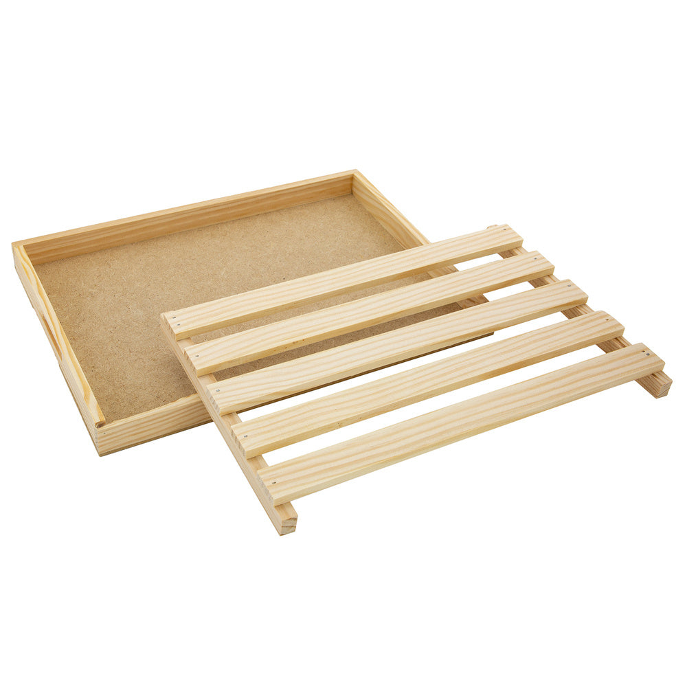 Small wooden breadboard with Oryx crumb tray 32 x 22 cm