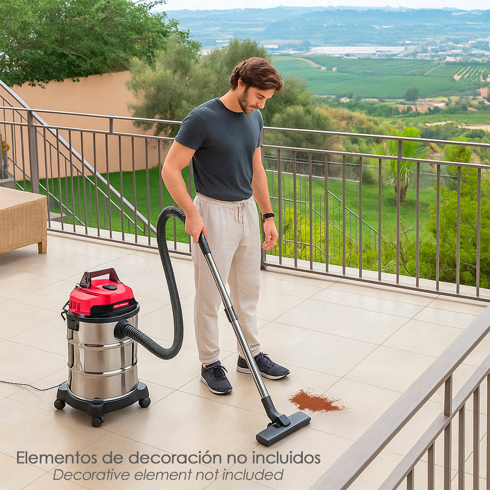 Stainless steel vacuum cleaner 30 liters / 1400 watts. Synchronized switch.