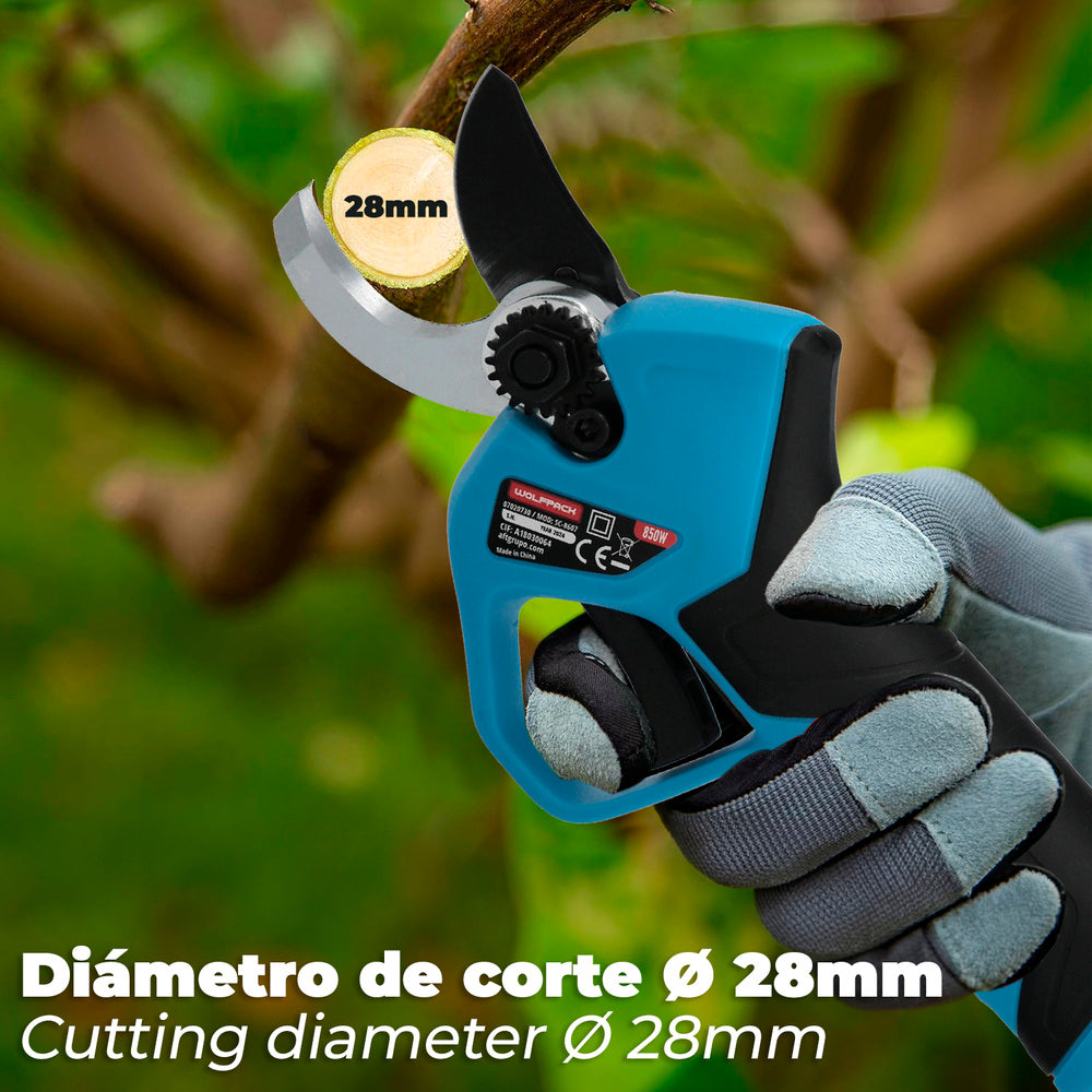16.8-volt battery-powered pruning shears. With 2 2Ah batteries. Rubberized handle, 40mm cutting diameter with case.