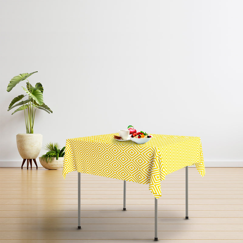 Mesa plegable cuadrada HDPE multifuncional, portatil, resistente,multiusos 86x86x74 cm. color blanco