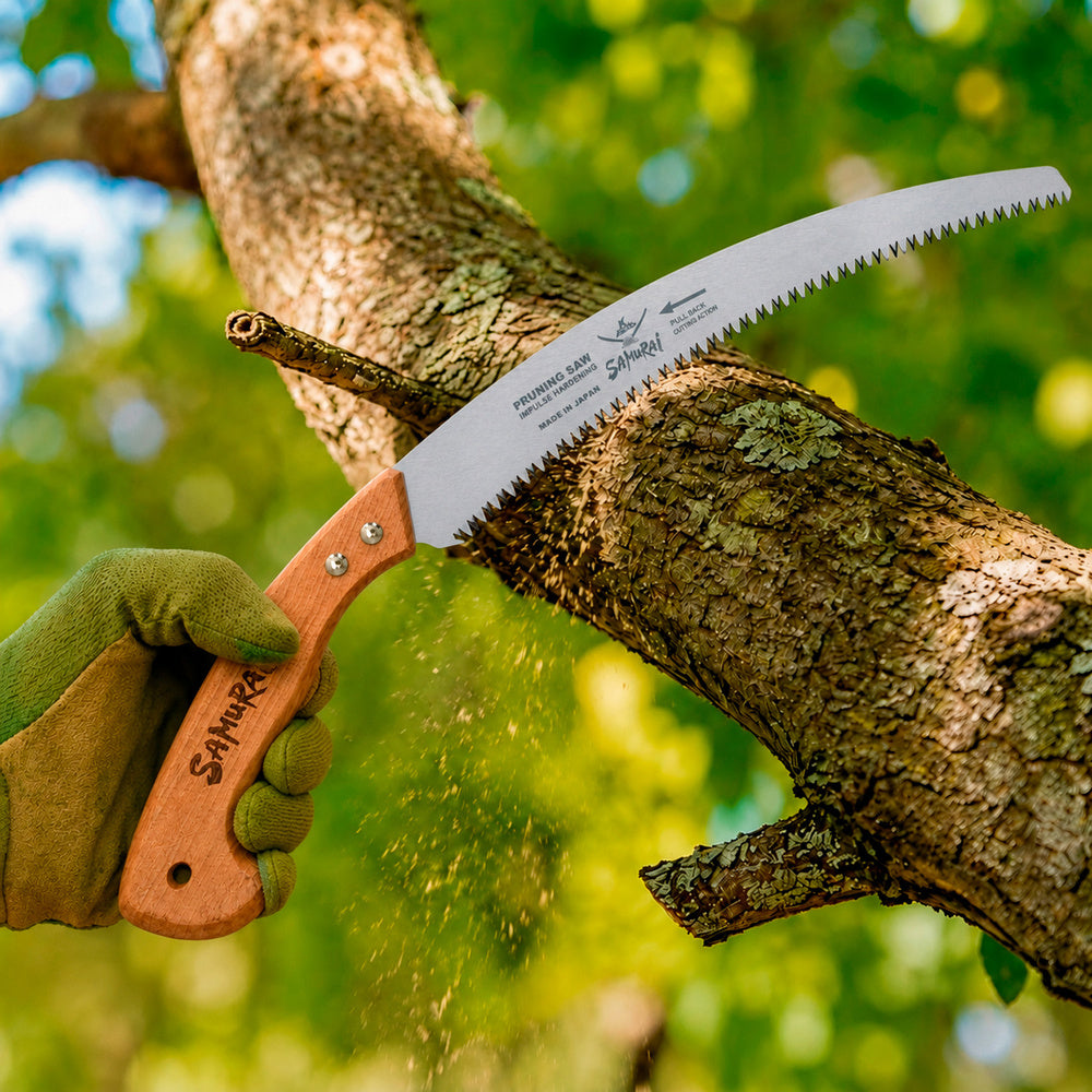 Curved Samurai Saw, wooden handle, 330 mm