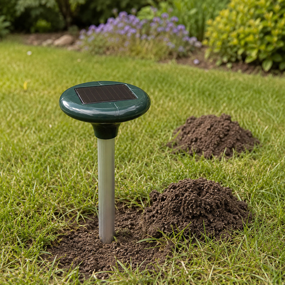 Solar ultrasonic mole repeller 625 m².