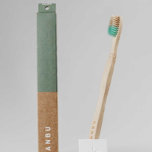 Cepillo de dientes de bambú cerdas suaves para uso diario