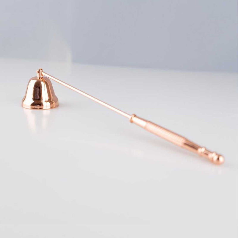 Apagavelas de metal seguro y limpio