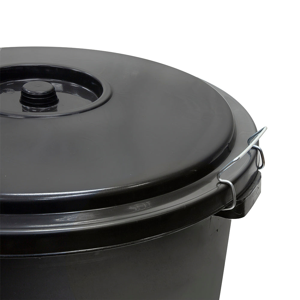 Community plastic trash can with lid, 50 liters