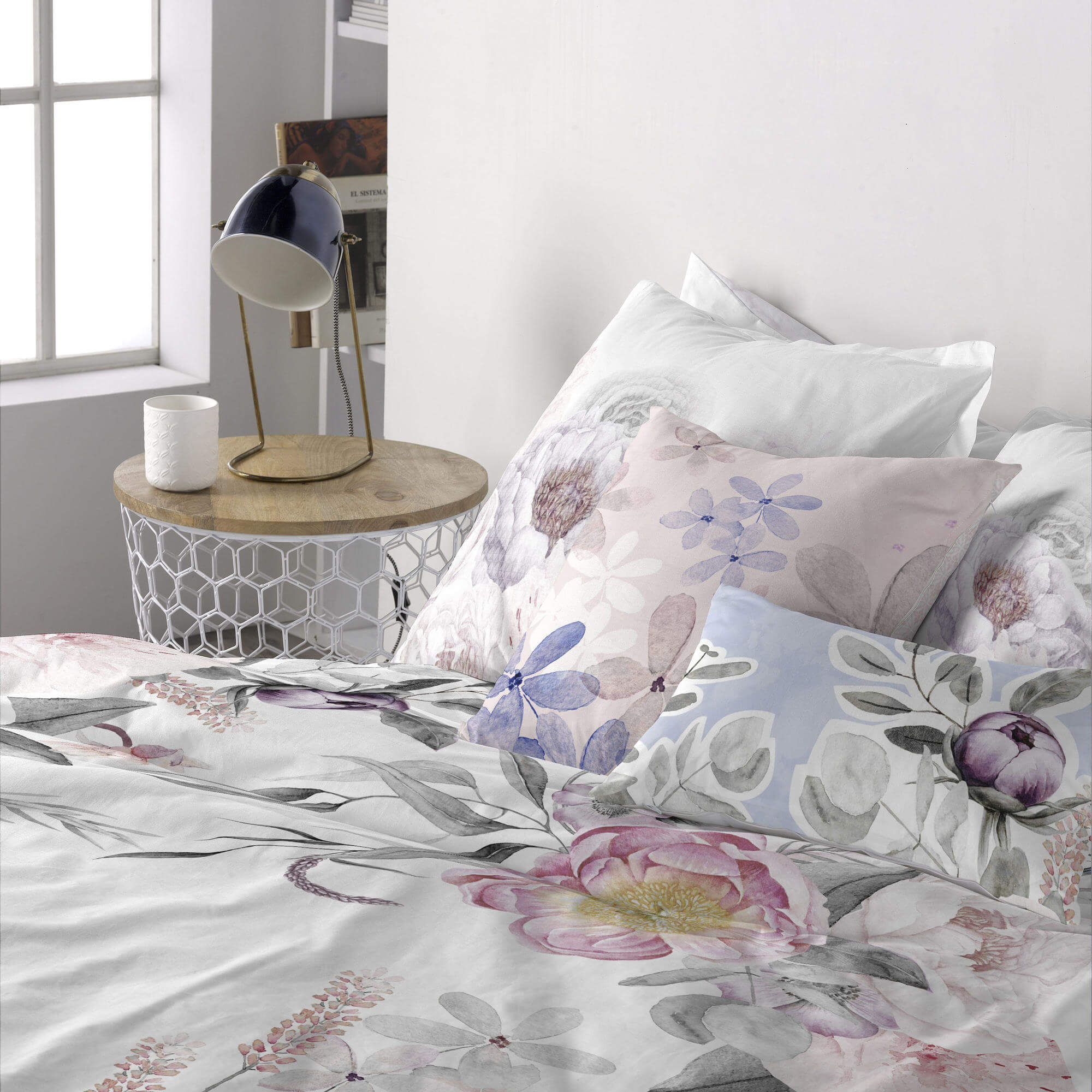 Delicate bouquet Cushion cover 50x50 + 50x30 cm