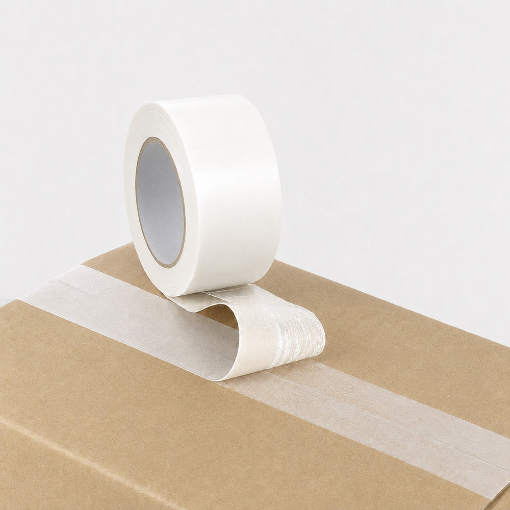 White packing tape 48 mm x 66 m.
