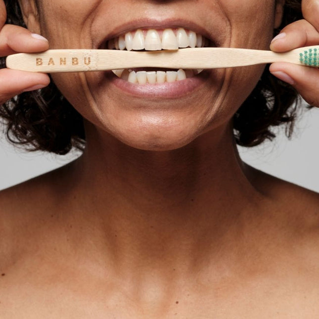 Cepillo de dientes de bambú cerdas suaves para uso diario