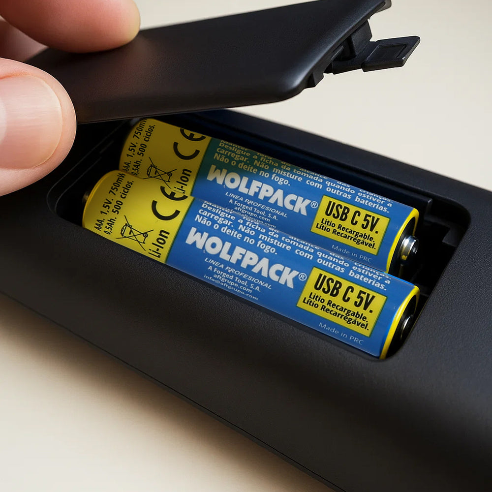 Rechargeable lithium "AAA" 1.5V USB-C battery (4 units)