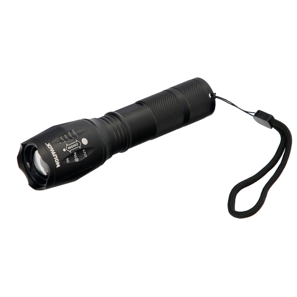 Aluminum handheld LED flashlight (3 AAA batteries) 300 lumens 5 watt. With zoom