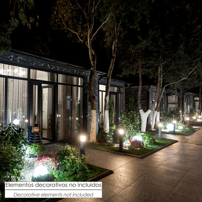 Poste baliza jardín ip44 con enchufe negro