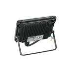 Flat LED spotlight 30 watt. 2700 lumens. White light 4000K IP65 protection. Aluminum body