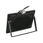 Flat LED spotlight 70 watt. 7700 lumens. 4000K white light IP65 protection.