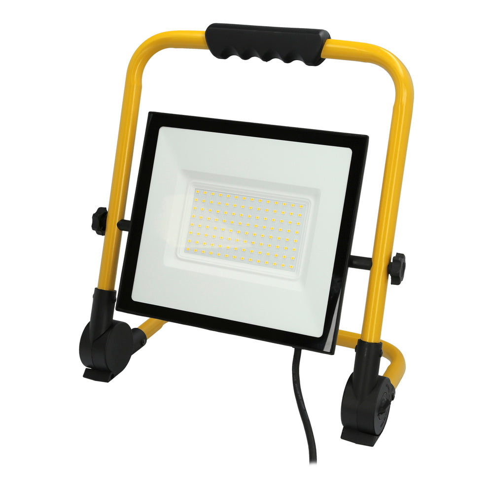 Foco led plano 100 watt / 4000 k / ip 65 / 8000 lúmenes. Con asa de transporte.