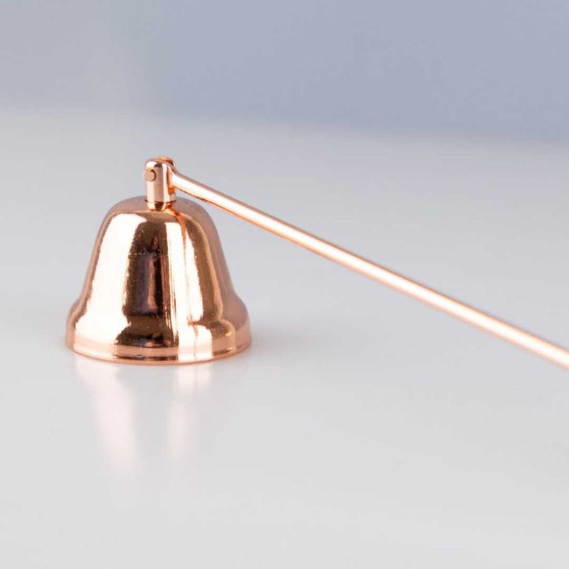 Apagavelas de metal seguro y limpio