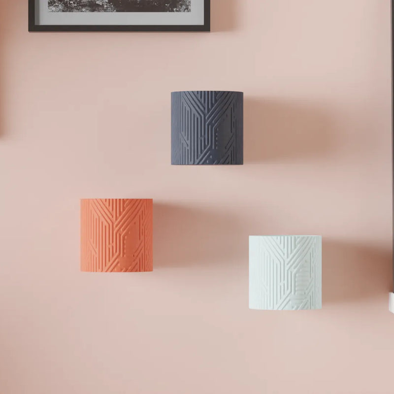 Maceta de Pared con Drenaje – Diseño Decorativo Impreso en 3D (12 cm)MACETEROHome & Garden > Lawn & Garden > Gardening > Pots & Planters > Planters