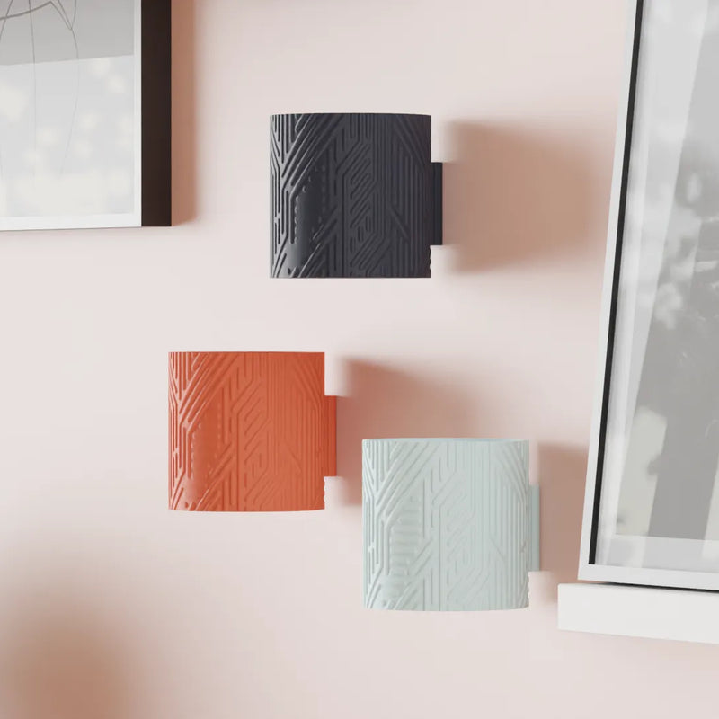 Maceta de Pared con Drenaje – Diseño Decorativo Impreso en 3D (12 cm)MACETEROHome & Garden > Lawn & Garden > Gardening > Pots & Planters > Planters