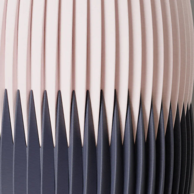 Jarrón decorativo moderno bicolor – Diseño plisadoJARRÓNHome & Garden > Decor > Vases