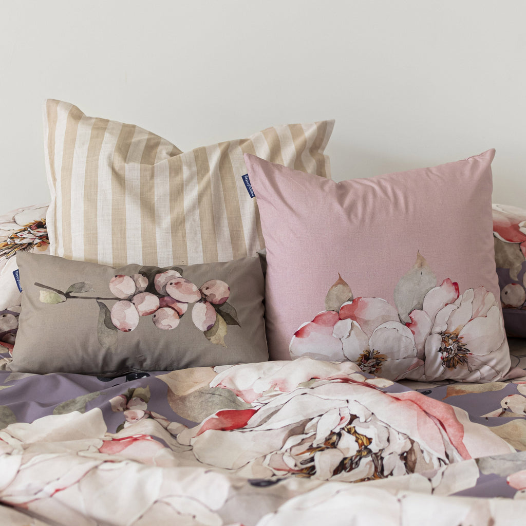 White peonies Cushion cover 50x50 + 50x30 cm