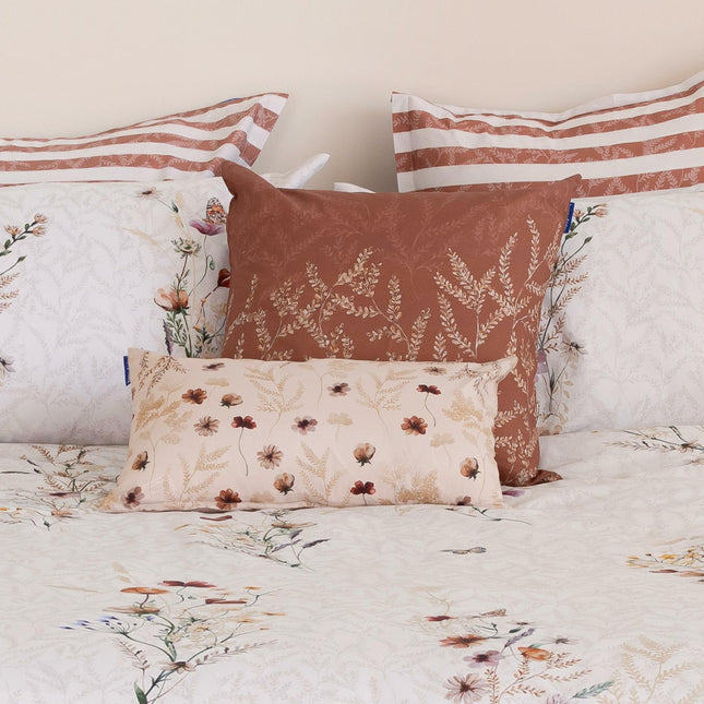 Wild flowers Funda de cojín 50x50 + 50x30 cm