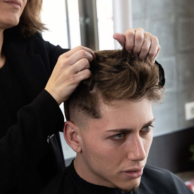 Cera capilar con fijación y brillo