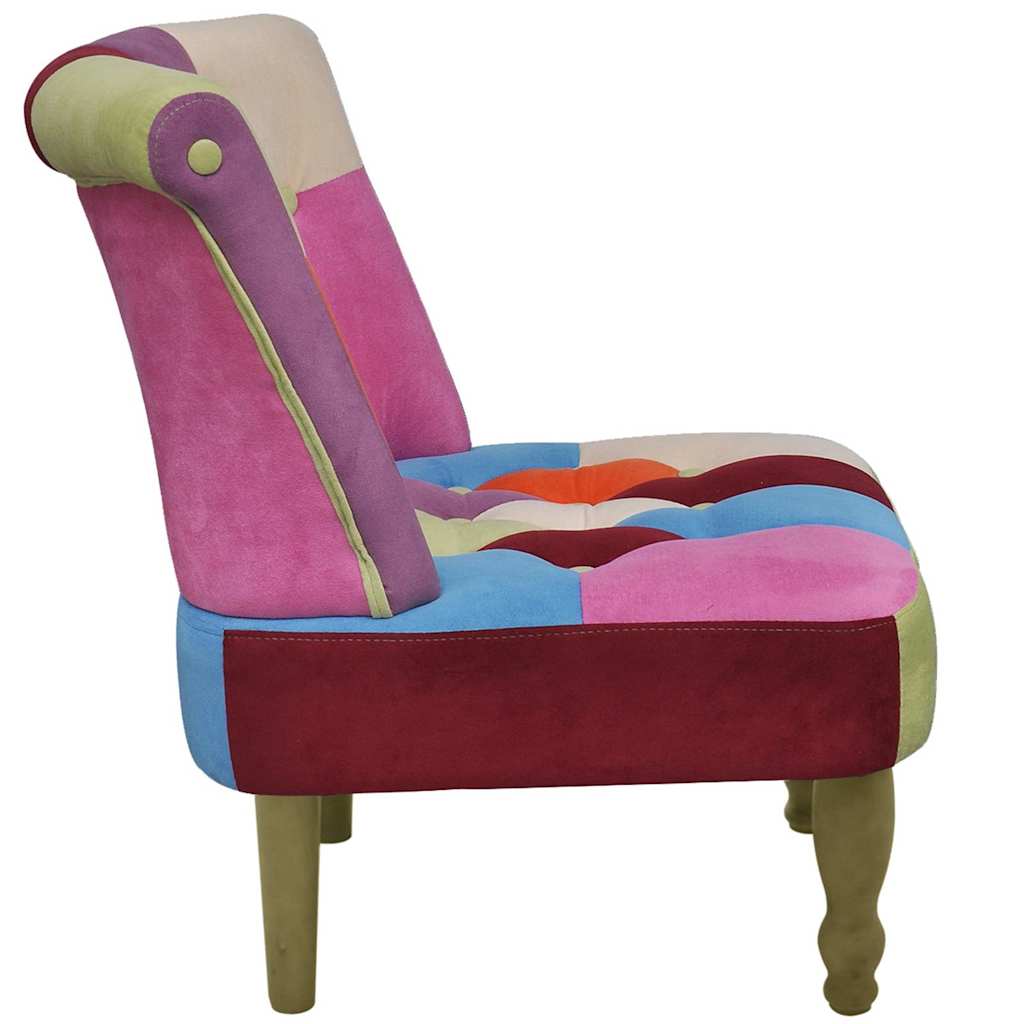 Sillón de estilo francés con diseño de retales de tela