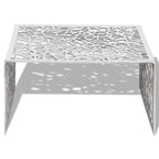 Mesa de centro con diseño geométrico calado aluminio plateado