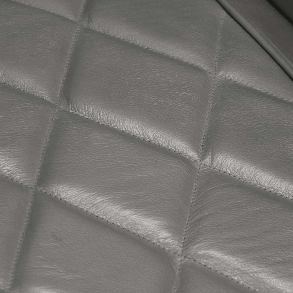 Sillón de cuero de cabra auténtico gris