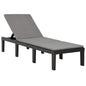 Tumbona con cojín plástico blanco