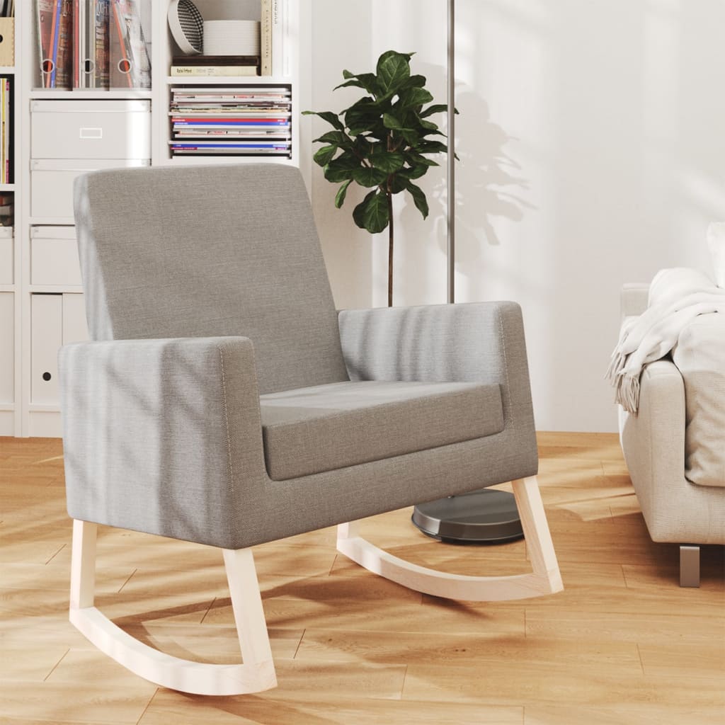 Silla mecedora de tela crema