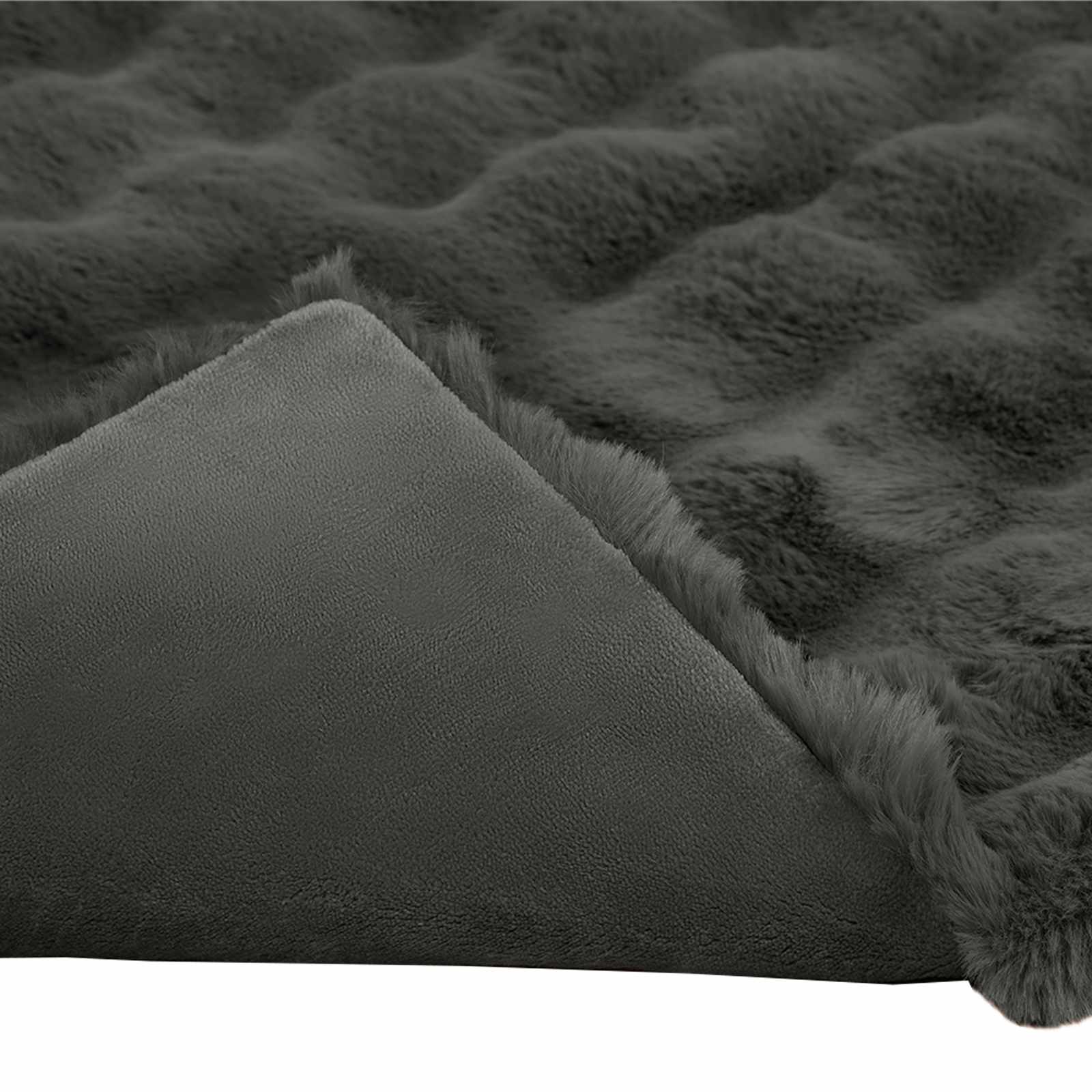 Manta antideslizante de sintética de conejo Olite 4 pcs