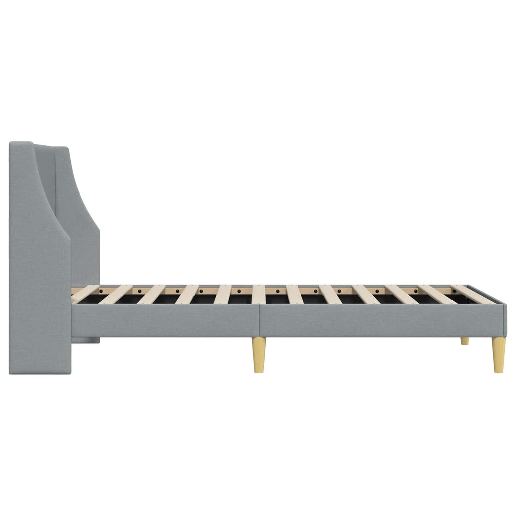 Estructura de cama con cabecera placa de conexión