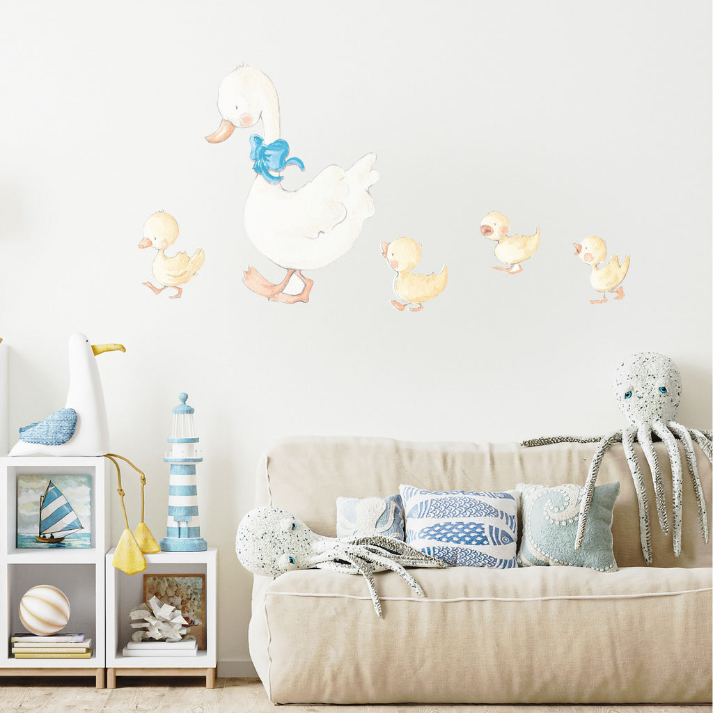 Vinilo decorativo infantil patitos | pintados a mano