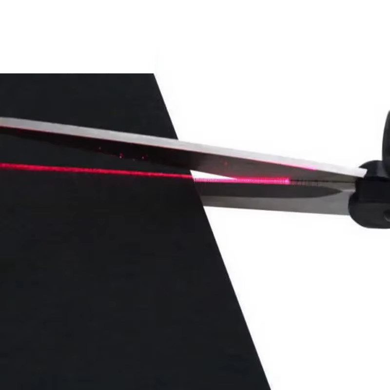 Tijeras profesionales guiadas por láserTijerasArts & Entertainment > Hobbies & Creative Arts > Arts & Crafts > Art & Crafting Tools > Craft Cutting & Embossing Tools > Craft & Office Scissors > Fabric Scissors