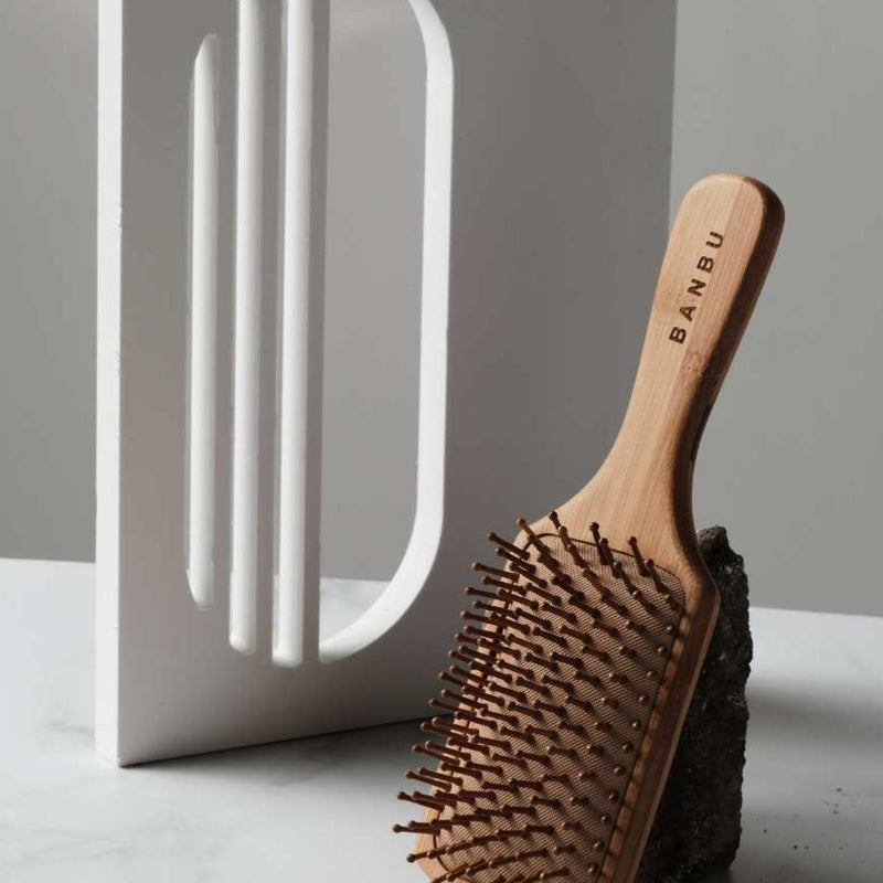 Cepillo de bambú antifrizz para cabello largo y uso diario
