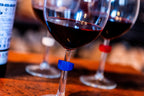 Bottle stopper with glass markers