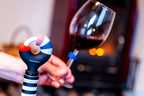 Bottle stopper with glass markers