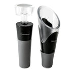 Pourer and vacuum stopper set