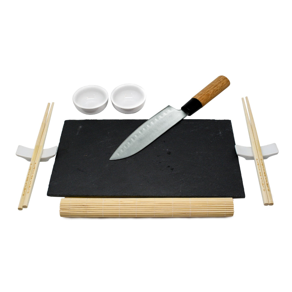 Conjunto para sushi com faca, ardósia e acessórios.